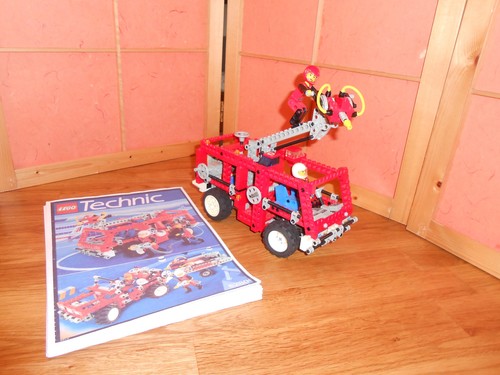 Lego technic 8280 - fire, engine