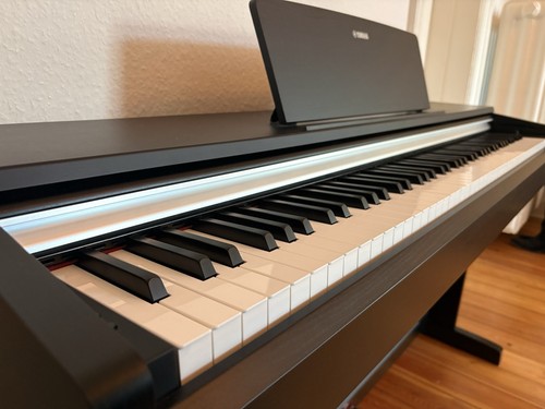 Yamaha piano arius ydp 142 - yamaha,