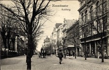 Ak Neumünster in Schleswig Holstein, Straßenpartie am Kuhberg - 10171756