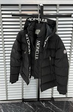 Moncler Jacke Schwarz S