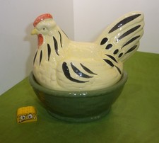 alte Keramik  Deckeldose Huhn