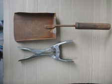 Alte Kohlenzange + Kohlenschippe, Ostalgie, DDR, EVP M 1,20