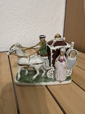 Porzellan Kutsche mit Pferden