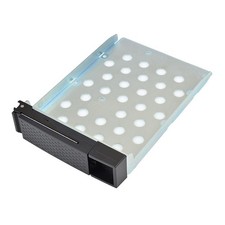 4x QNAP 3,5 & 2,5" HDD SSD