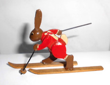 Erzgebirge Hase auf Skiern alt