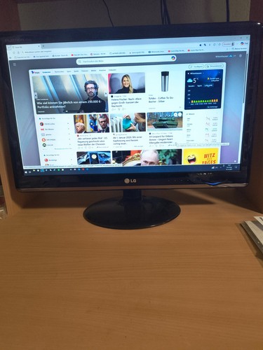 Verkauft wird ein - , flatron