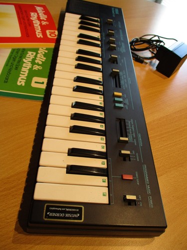 Vintage yamaha portasound - yamaha,