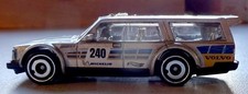 Hot wheels volvo 240 - hot,