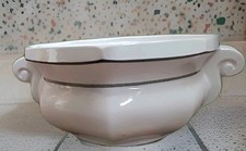 schöne große Alte Terrine Suppenterrine Prägung auf dem Boden 325   25