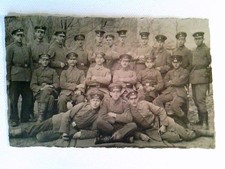 Gruppe Soldaten, 18 und 16 an