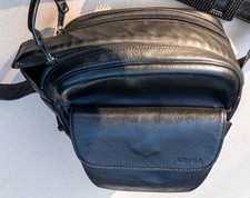 Leica Leder Umhängetasche 14527 mit Trageriemen - für R8 /R9 mit Objektiv