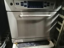 NO2 Merrychef 402S SERIE V4 230V 50Hz L1 + L2 + N + E... HAT NOCH U-BAHN-MENÜ