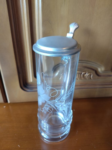 Glas bierkrug mit - deckel, aus