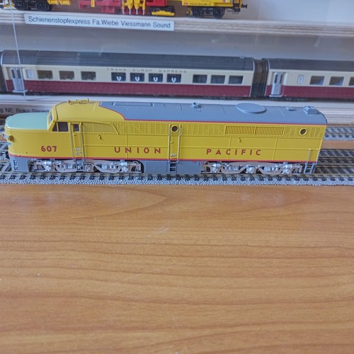 Diesellok 607 union - us, pacific