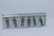Preiser 16840  Figuren Soldaten stehend  Parka Barett 1:87 H0 NEU OVP