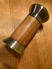 Pfeffermühle aus Holz, mit