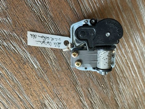 Spieluhr spielwerk melodie - spielwerk,