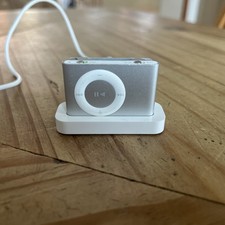 Apple iPod Shuffle 2. Generation 1GB Silber