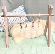 Spielbogen | Babygym | Spieltrapez (inklusive Bastelset für Spielbogenanhänger)