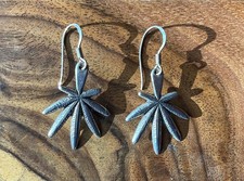 Ohringe Hanfblätter Silber