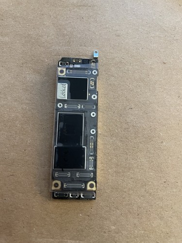 Iphone logicboard - iphone, 11