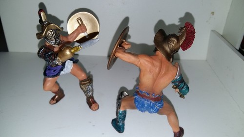 Gladiator figuren - -, (b)