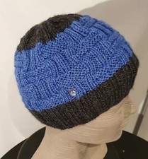 Mütze Unisex Muster blau/anthrazit selbstgestrickt dehnbar Button - Neu!