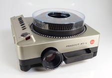 LEICA PRADOVIT RT-S DIAPROJEKTOR MIT INTEGRIERTEM TIMER + LEICA LENS TOPZUSTAND