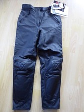 Ungetragen mit Etikett