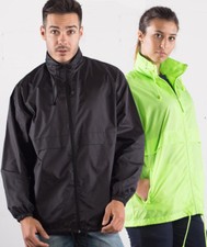 GIACCA ANTIVENTO CON CAPPUCCIO