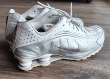 ✅ Nike Shox R4 Sneaker Talla 104265 131 Weiss silber HQ1988 Gr. 44 guter Zustand
