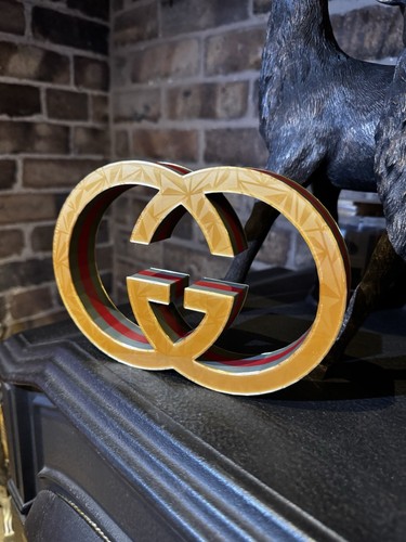 Gucci schild for - schild,