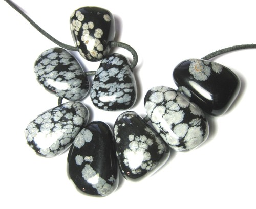 Trommelstein gebohrt obsidian - gebohrt,