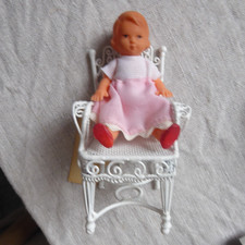 Metallsessel, reich verziert