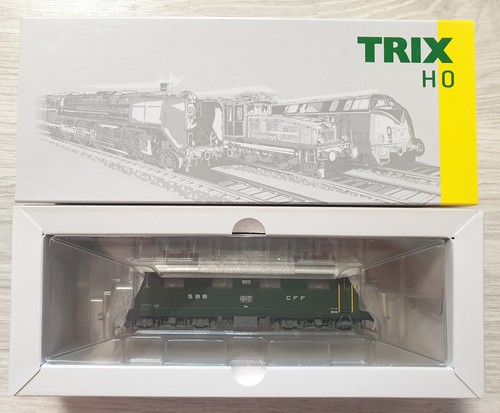 Trix 25423 lok 4 sbb - re, 4/4