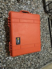 Peli Case 1560 Trolley mit