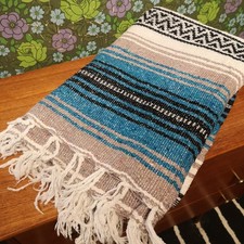 Große blau grau gestreifte