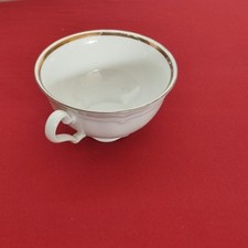 Tasse Seltmann Weiden Marie Luise Porzellan weiß mit Goldrand. Kaffeetasse.