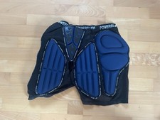 powerslide ski snowboard skaten protection short schutzhose polsterung hüfte