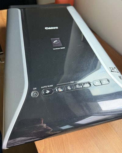 Canon canoscan 9000f - canon,