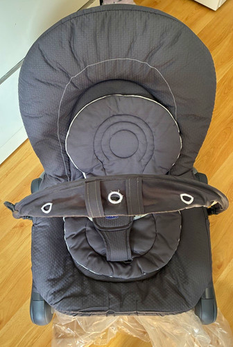 Babywippe grau gepolstert mit