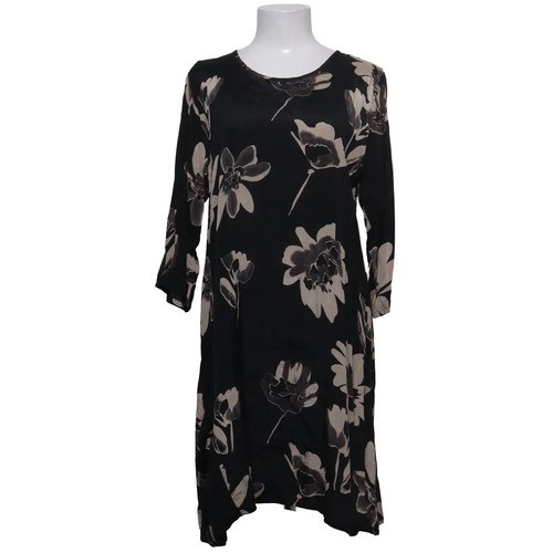 The masai clothing - the,