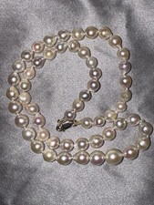 Salzwasser Akoya Perlenkette Barockperlen Gelbgold Verschluss 585er. Ca. 44 cm