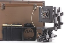 [N NEUWERTIG im Kofferraum]