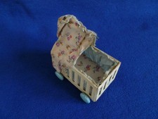 alt antik Karl Schreiter Korbi Himmelbett Stubenwagen 40/50er Jahre Puppenstube