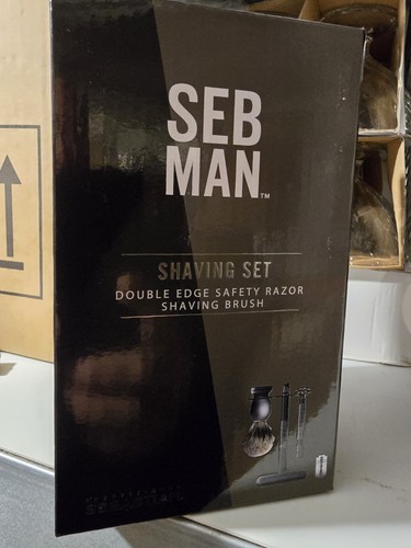 Seb man shaving - seb,