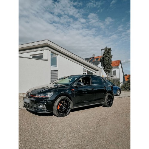 Borbet black glossy 5x17 - glossy, 7.5x17"