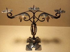 Kunstvoller dreiarmiger