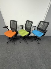 Steelcase Think V2 mit