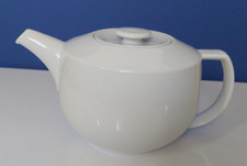 große Teekanne 1,5L Weiß, TCM, Porzellan, Tee Kanne, NEUwertig